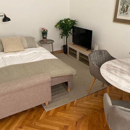 Apartments Park Zrinjevac ซาเกร็บ ภายนอก รูปภาพ